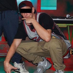 Meet your Posher, Lee